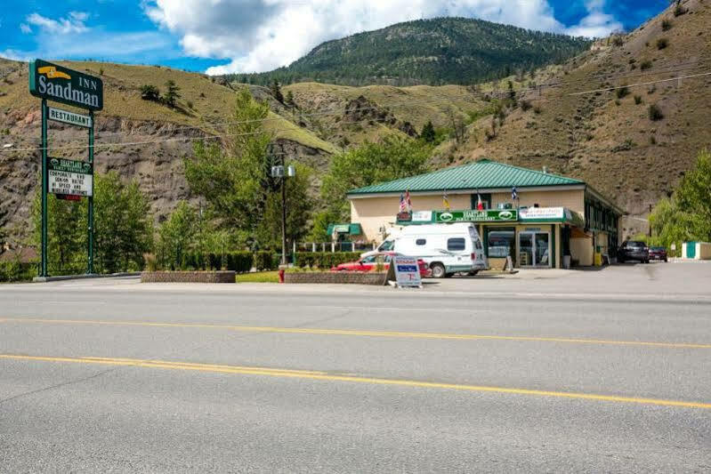 Sandman Inn Cache Creek Exterior foto